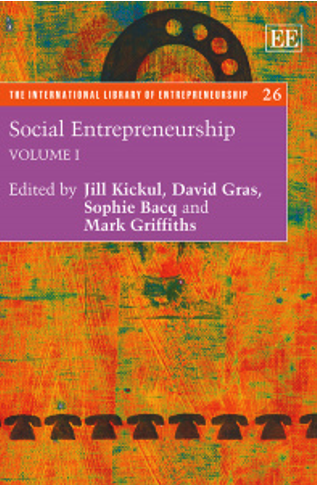 Buchcover des Sammelband Social Entrepreneurship. Orange lila gefärbt